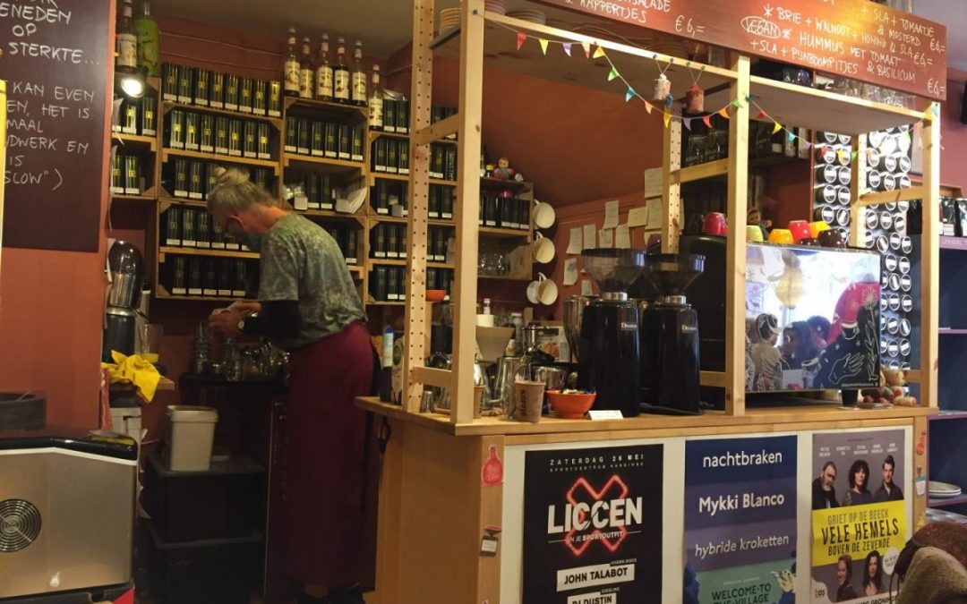 Lunchen Groningen- Anne in de koffieschenkhoek van Bij Britta Groningen