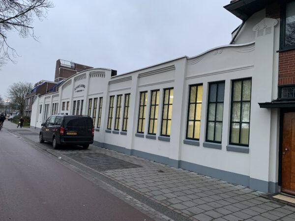 Knols Koek winkel: Groninger koek, typisch gronings eten