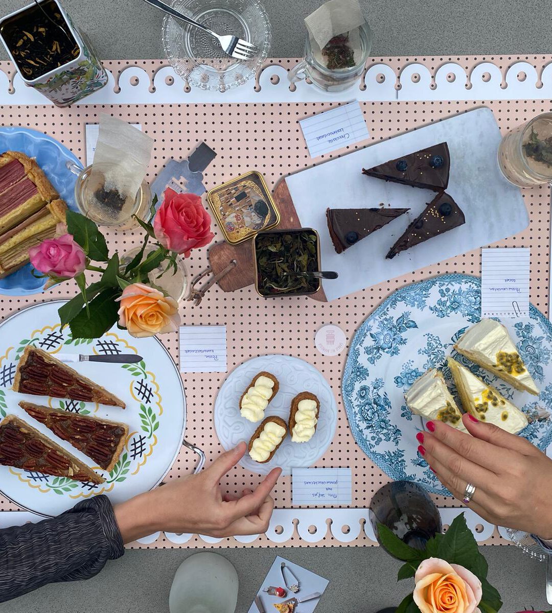 High Tea bestellen Groningen en laten bezorgen door Saakje het Bakmeisje
