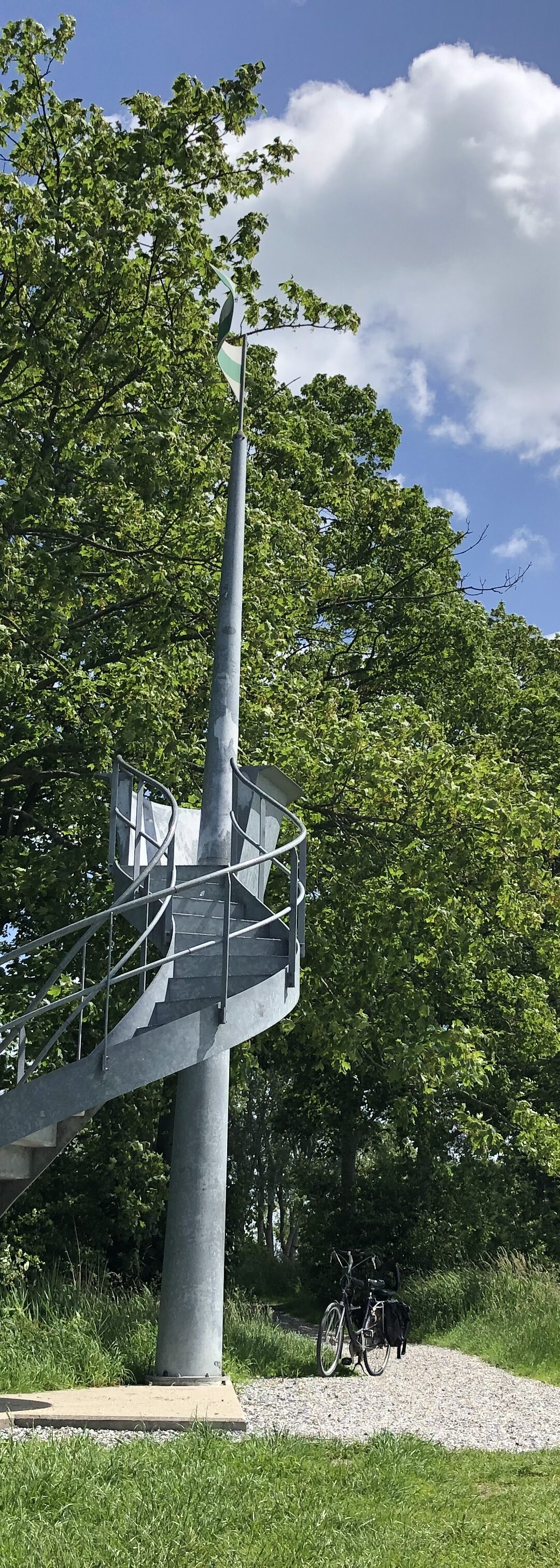 Belvedere uitkijktoren in Selwerd. Uitzichtpunten in Groningen