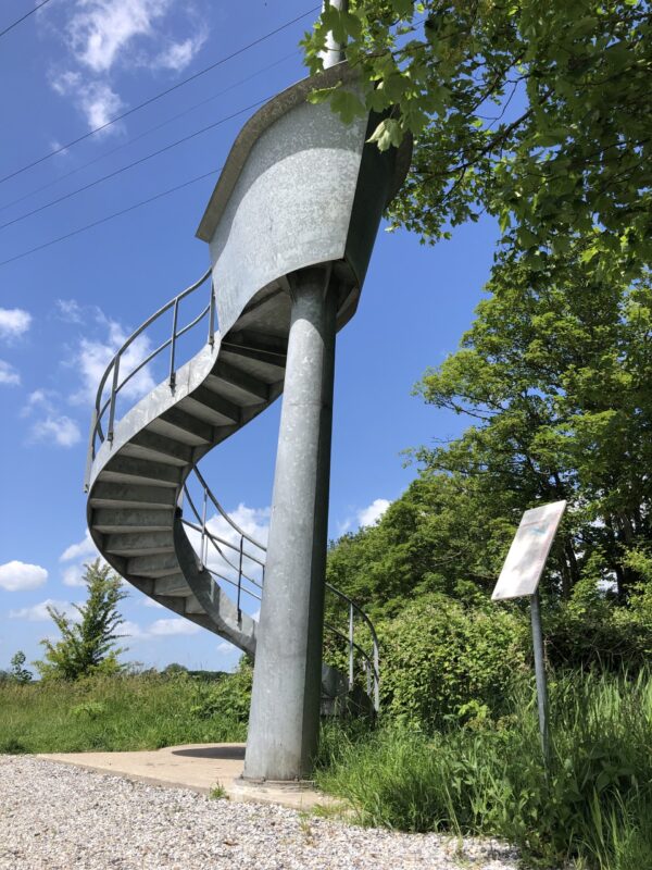 Belvedere uitkijktoren in Selwerd. Uitzichtpunten in Groningen