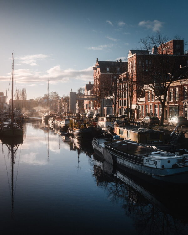Rondvaart fotografie workshop Harmen van der Vaart Groningen met Borrelvloot. Noorderhaven.